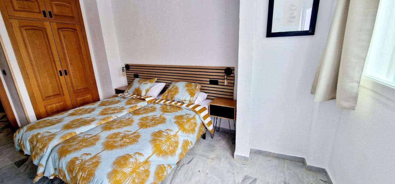 Plaza Santa Ana Apartment Benidorm Exterior photo